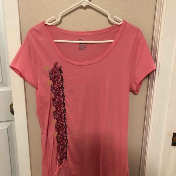 Gap embroidered tee shirt - Picture 1 of 3